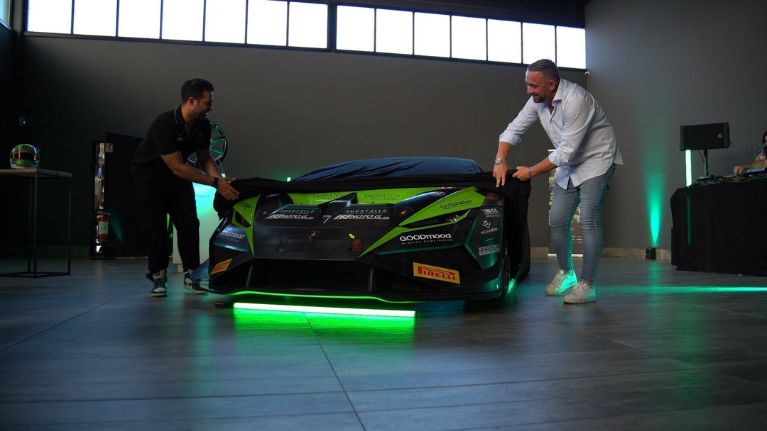 Un nuovo inizio per Andrea Fontana: a Milano la presentazione della stagione 2025 tra motorsport, design e innovazione.