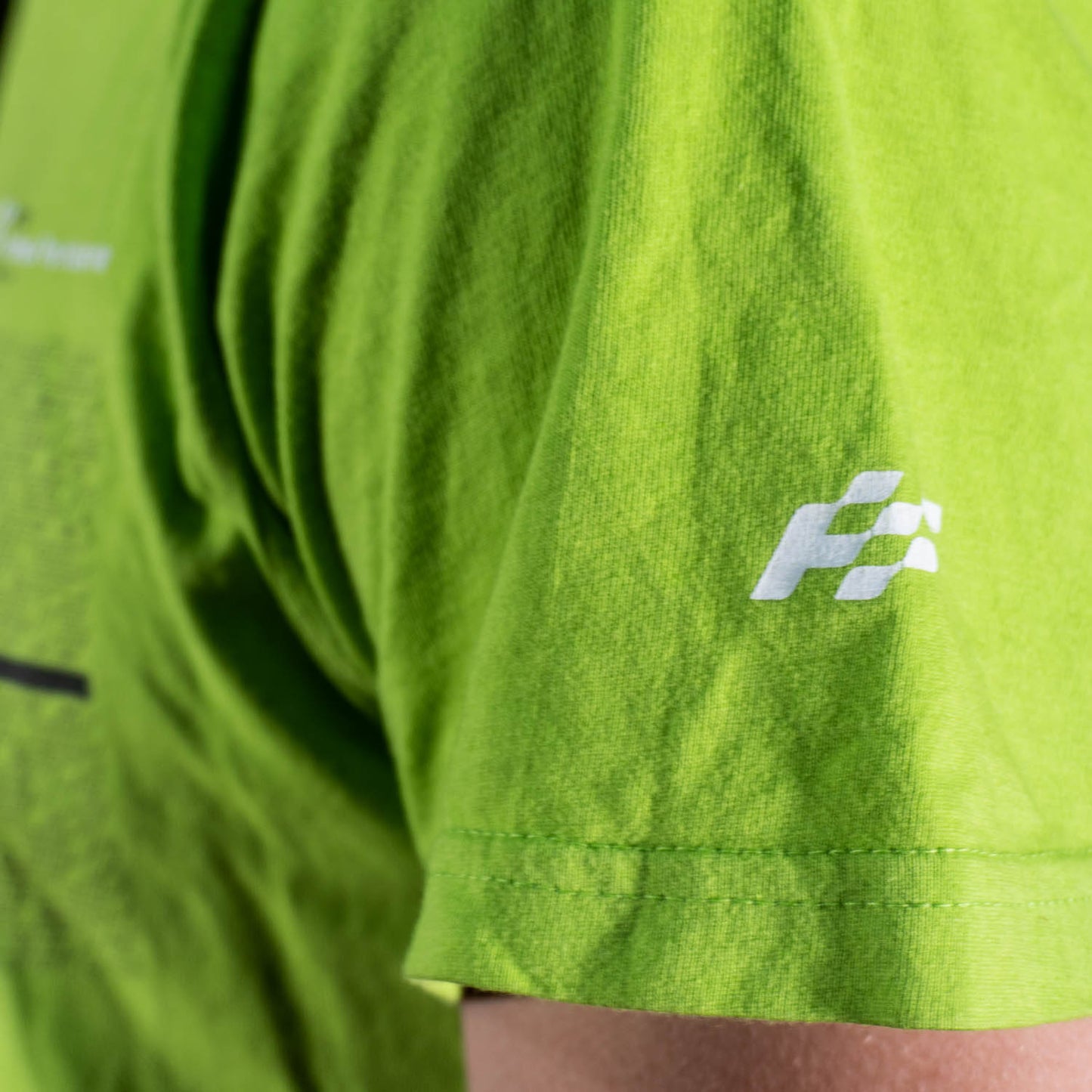 T-Shirt Verde con Logo - AF09